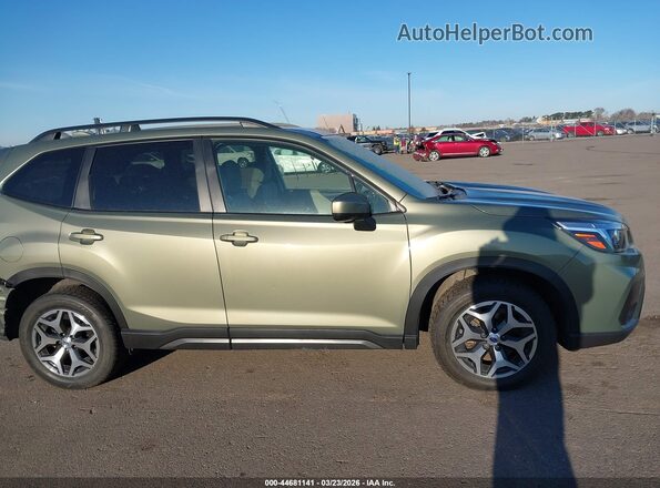 JF2SKAGC8KH508313 2019 SUBARU FORESTER Green სალონის 360-გრადუსიანი ხედი