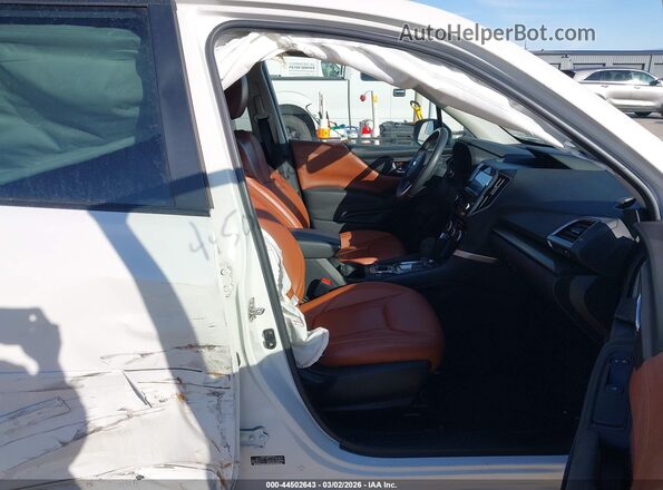 JF2SKAJC2MH417579 2021 SUBARU FORESTER White Front interior view