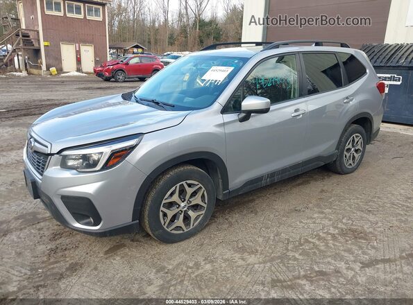 JF2SKAJC2MH486658 2021 SUBARU FORESTER Серебряный Передняя левая четверть