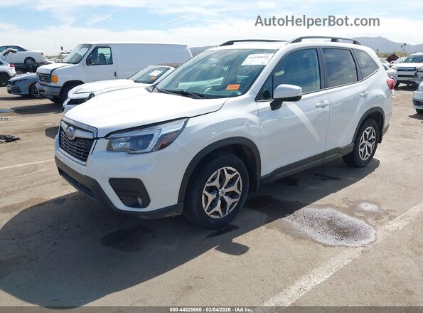 JF2SKAJC2MH565344 2021 SUBARU FORESTER White Առջևի ձախ երեք քառորդ տեսարան
