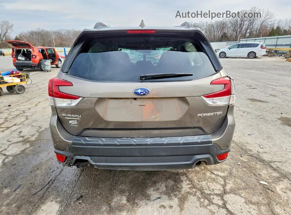 JF2SKAJC7MH517807 2021 SUBARU FORESTER Tan Հետևի տեսք