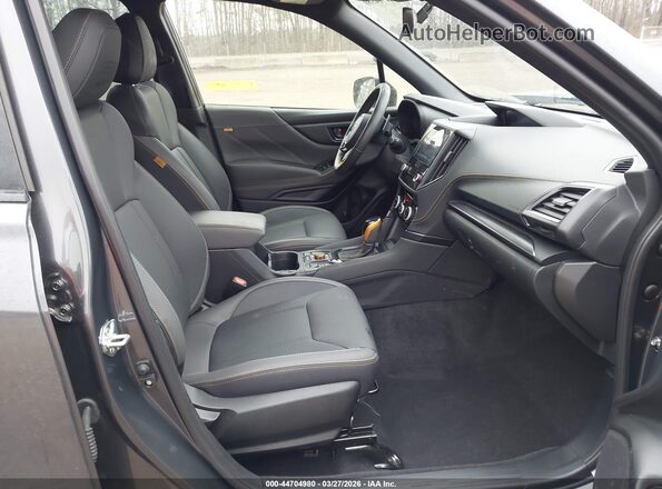 JF2SKAJC8RH418162 2024 SUBARU FORESTER Gray Вид салону спереду