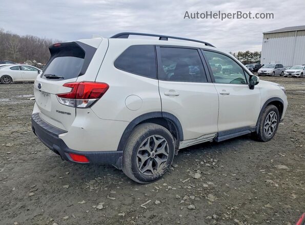 JF2SKAJC9LH493833 2020 SUBARU FORESTER White 