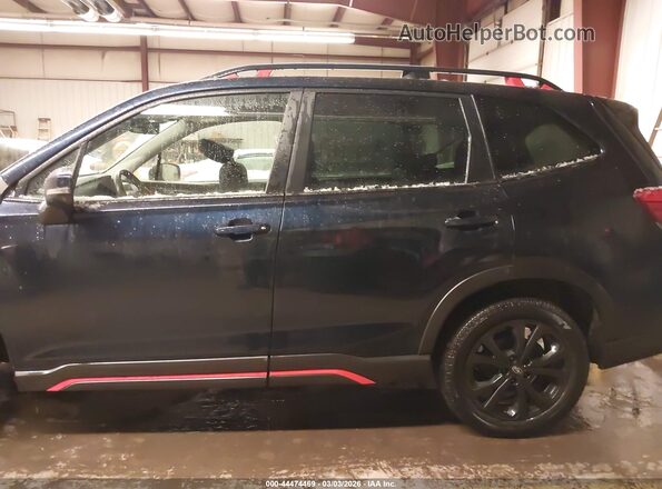 JF2SKALC4MH552513 2021 SUBARU FORESTER Black 