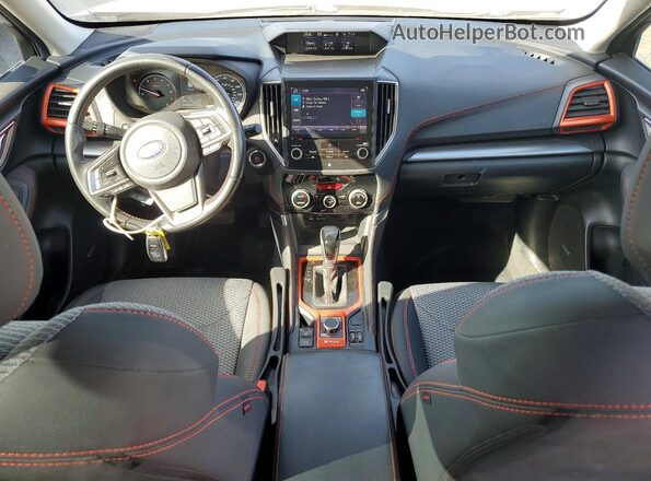JF2SKAPC0KH557019 2019 SUBARU FORESTER Silver 