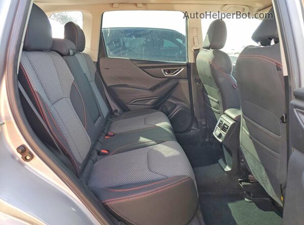 JF2SKAPC0KH557019 2019 SUBARU FORESTER Silver 