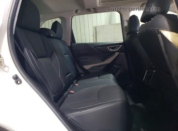 JF2SKAPC7PH453988 2023 SUBARU FORESTER White Вид задньої частини салону