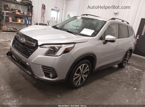 JF2SKAPCXNH410632 2022 SUBARU FORESTER Серебряный 