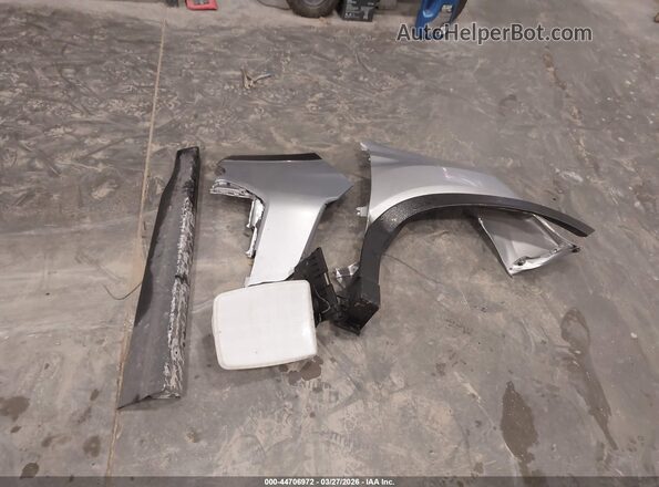 JF2SKAPCXNH410632 2022 SUBARU FORESTER Серебряный 