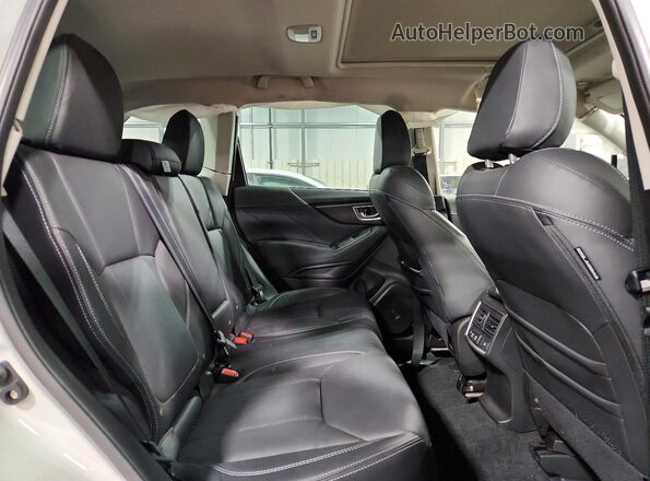 JF2SKARC2PH446301 2023 SUBARU FORESTER Белый Вид задней части салона