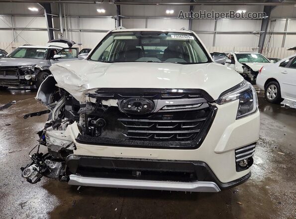 JF2SKARC2PH446301 2023 SUBARU FORESTER Белый Вид спереди