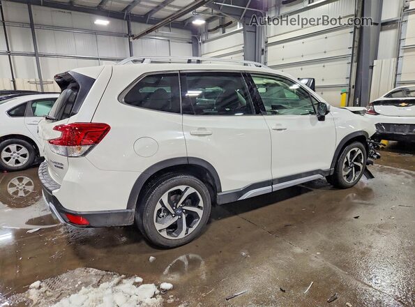 JF2SKARC2PH446301 2023 SUBARU FORESTER Белый Задняя правая четверть