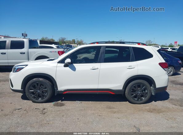 JF2SKARC7MH455667 2021 SUBARU FORESTER White Սալոնի 360 աստիճան տեսք