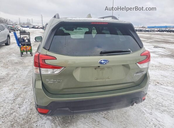 JF2SKAUC9MH407689 2021 SUBARU FORESTER Green Rear view
