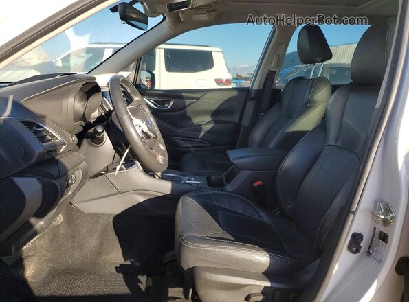 JF2SKAXCXMH592881 2021 SUBARU FORESTER White Սալոնի դիմացի տեսք