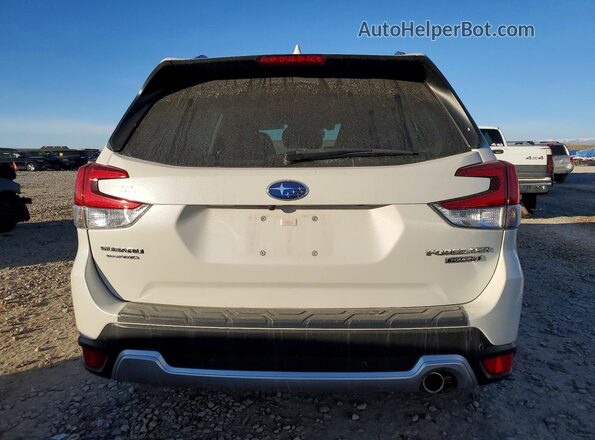 JF2SKAXCXMH592881 2021 SUBARU FORESTER White Հետևի տեսք