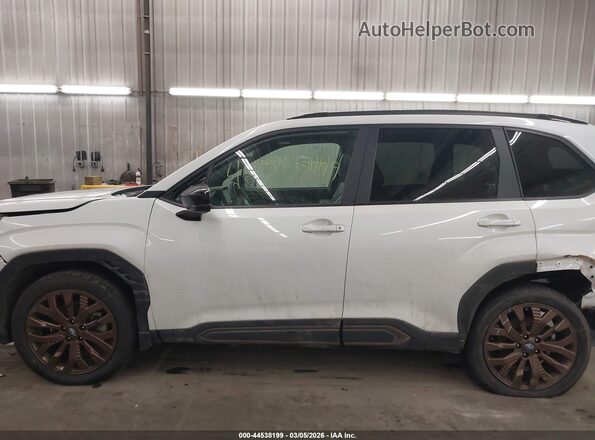 JF2SLDHC4SH515210 2025 SUBARU FORESTER White 