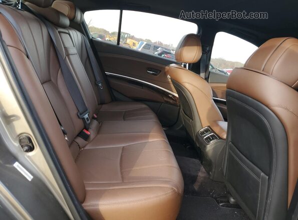 JH4KC1F51JC000984 2018 ACURA RLX Tan Вид задніх сидінь
