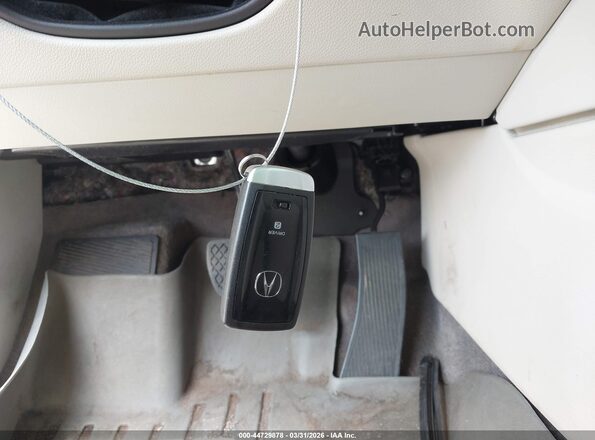 JH4KC1F9XGC000946 2016 ACURA RLX White წინა პანელის ხედი