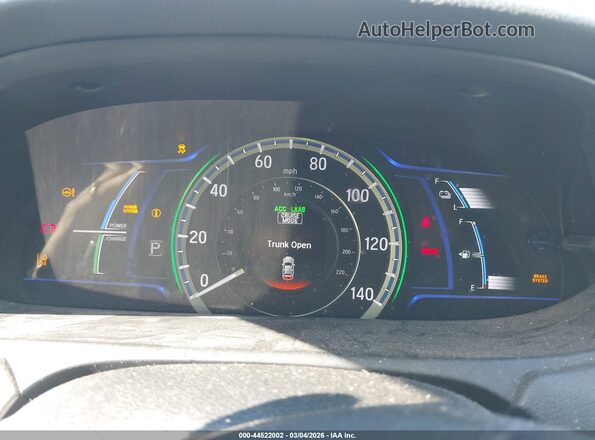 JHMCR6F59HC015002 2017 HONDA ACCORD HYBRID Белый 