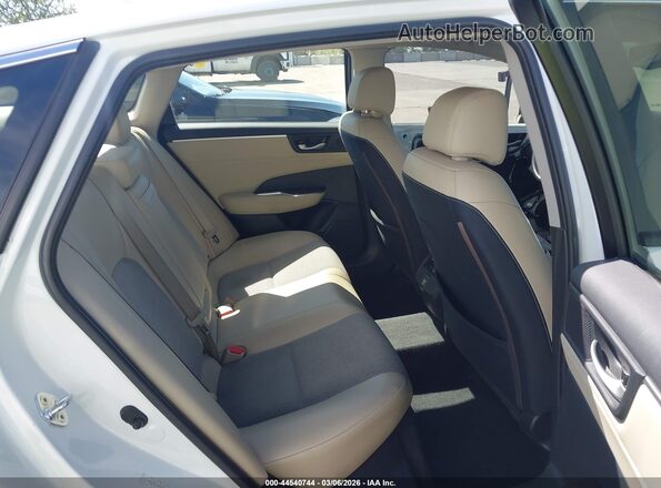 JHMZC5F15KC004329 2019 HONDA CLARITY White Vista de la etiqueta del VIN