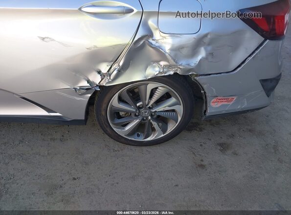 JHMZC5F19KC006617 2019 HONDA CLARITY Silver Widok z przodu