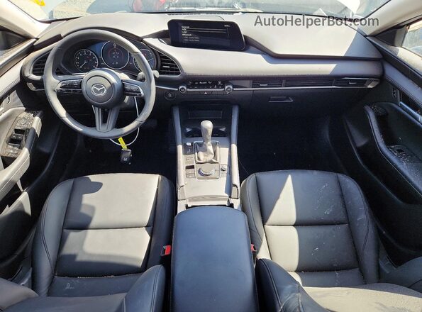 JM1BPABL9T1853867 2026 MAZDA 3 White Առջևի վահանակի տեսք