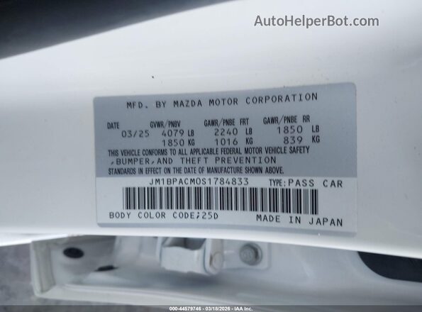 JM1BPACM0S1784833 2025 MAZDA 3 White Widok komory silnika