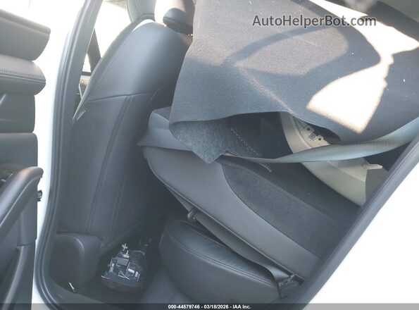 JM1BPACM0S1784833 2025 MAZDA 3 White Widok naklejki z numerem VIN