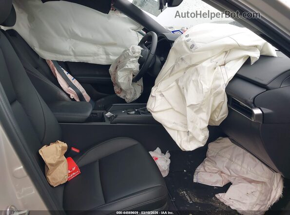 JM1BPAKL2T1858442 2026 MAZDA 3 Silver Вид салону спереду