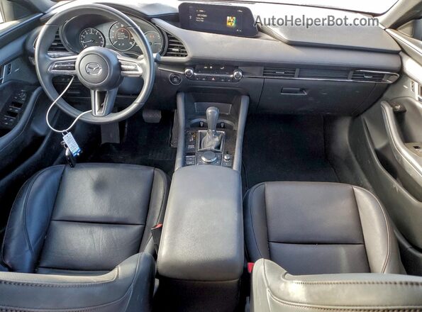 JM1BPBMM4P1620691 2023 MAZDA 3 White Առջևի վահանակի տեսք