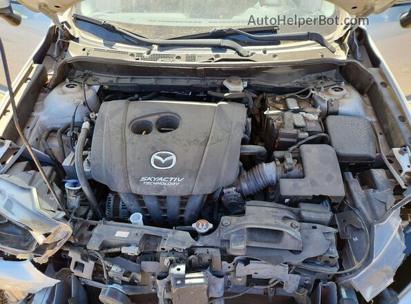 JM1DKBD78G0111002 2016 MAZDA CX-3 White Rear interior view