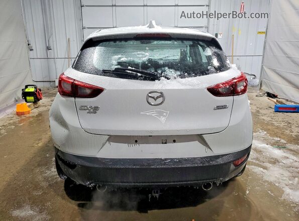 JM1DKFC77J0331635 2018 MAZDA CX-3 White უკანა ხედი