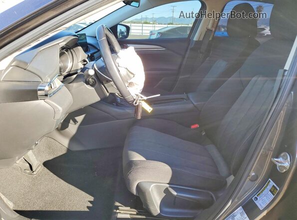 JM1GL1UM7M1603679 2021 MAZDA 6 Gray Front interior view