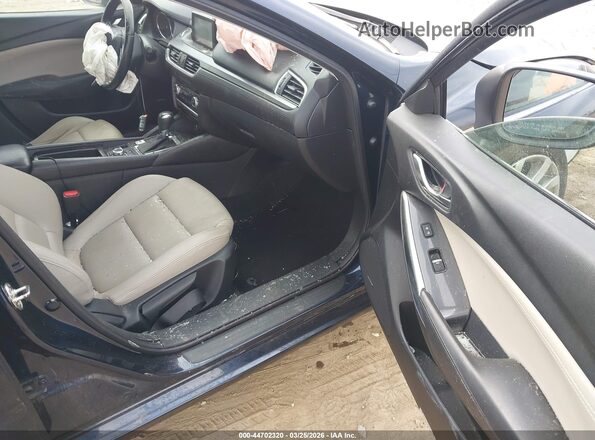 JM1GL1V51H1115356 2017 MAZDA 6 Dark Blue Widok wnętrza z przodu