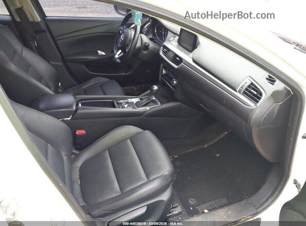 JM1GL1V54H1154202 2017 MAZDA 6 White Вид салону спереду
