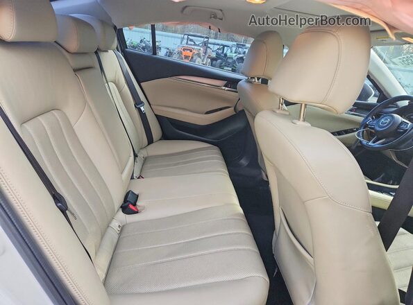 JM1GL1VM0K1510465 2019 MAZDA 6 White 