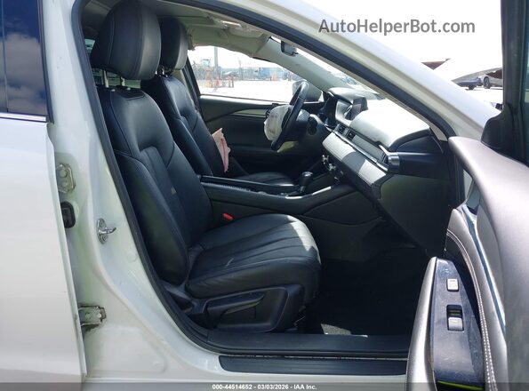 JM1GL1VM3L1512857 2020 MAZDA 6 White Սալոնի դիմացի տեսք
