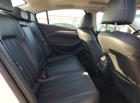 JM1GL1VM5J1312513 2018 MAZDA 6 White Вид задніх сидінь