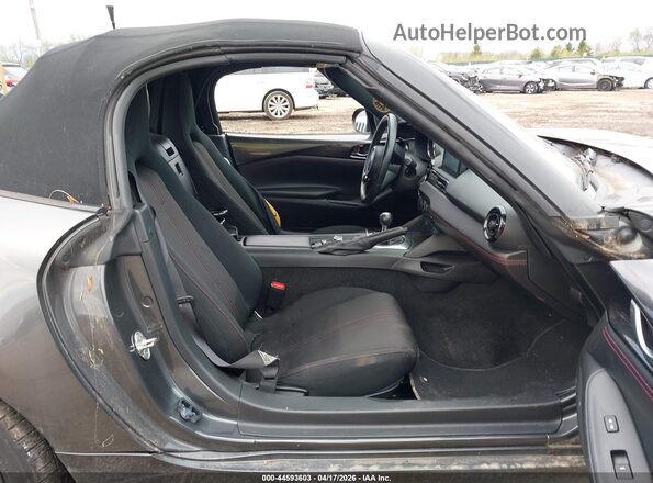 JM1NDAC73K0305665 2019 MAZDA MX-5 MIATA Gray Widok wnętrza z przodu