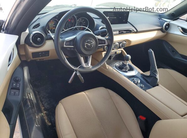JM1NDAD70S0654281 2025 MAZDA MX-5 White Widok deski rozdzielczej