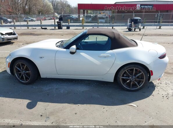 JM1NDAD77K0305327 2019 MAZDA MX-5 MIATA White Vista interior de 360 grados