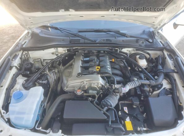 JM1NDAD78R0601404 2024 MAZDA MX-5 Белый Вид задней части салона