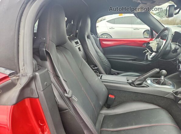 JM1NDAD79G0102057 2016 MAZDA MX-5 Red Rear seats view