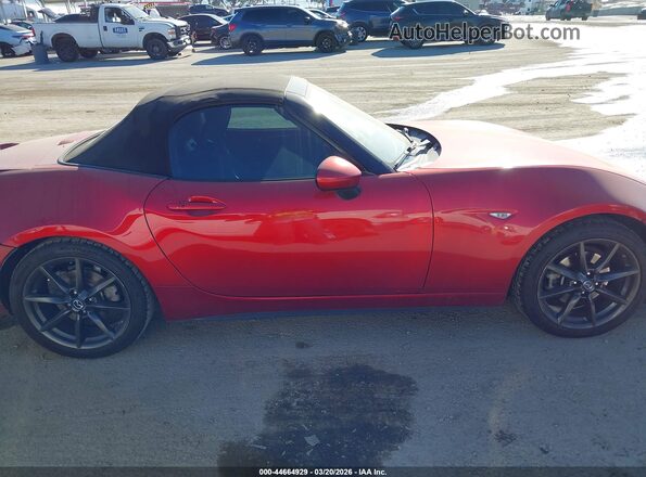 JM1NDAD7XG0102679 2016 MAZDA MX-5 MIATA Red Вид задньої частини салону