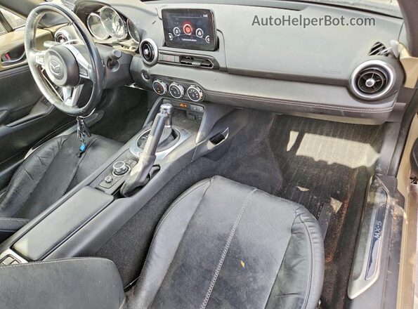 JM1NDAD7XP0552140 2023 MAZDA MX-5 Tan Вид панелі приладів