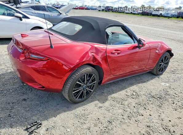 JM1NDAD7XS0657785 2025 MAZDA MX-5 Red Trasero derecho