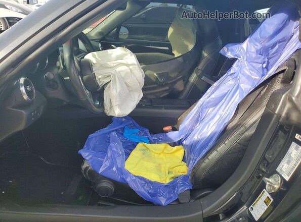 JM1NDAM73H0105764 2017 MAZDA MX-5 Black Widok wnętrza z przodu