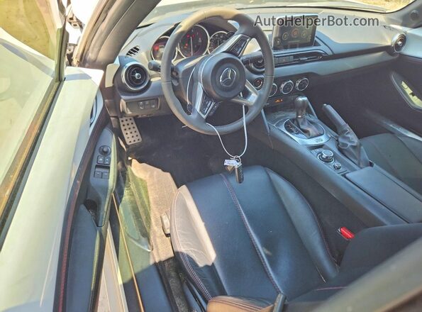 JM1NDAM77H0108831 2017 MAZDA MX-5 White Вид панелі приладів