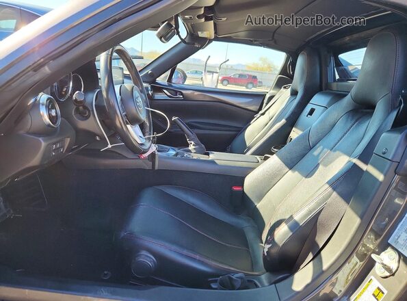JM1NDAM78H0108742 2017 MAZDA MX-5 Gray Вид салону спереду